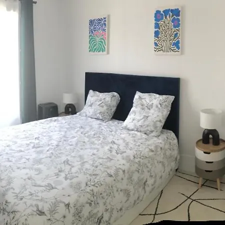 Bel Cosy Et Baroque Курбевуа